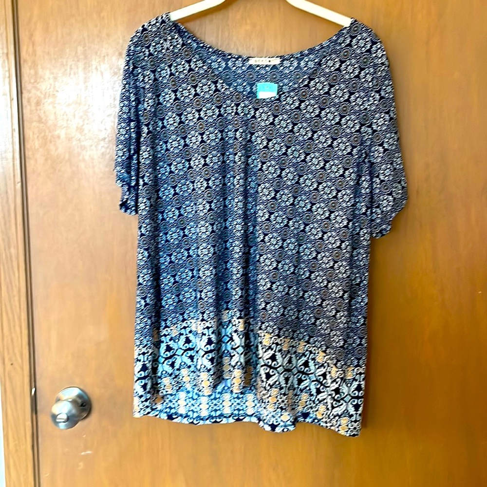 NWT Beacon Floral Blouse